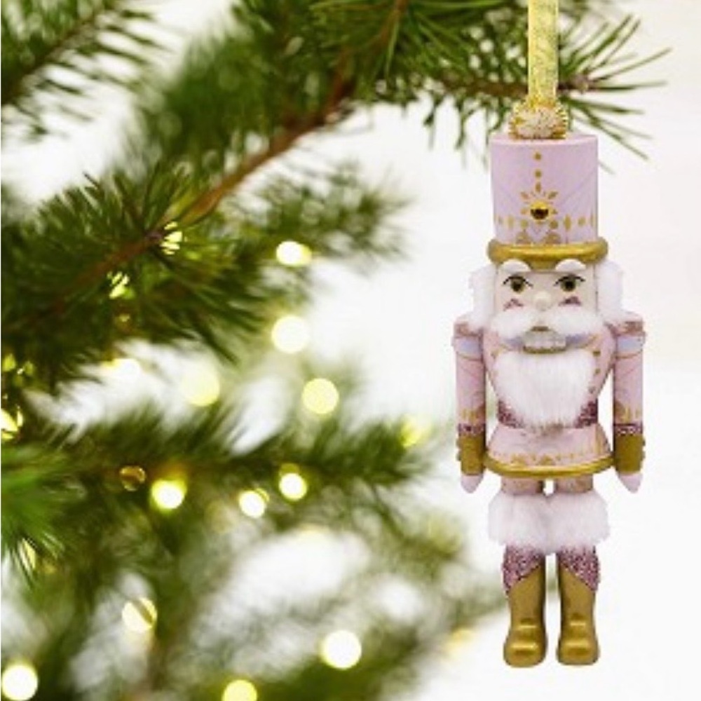 HALLMARK SIGNATURE LIMITED COLLECTABLE-NUTCRACKER ORNAMENT-NEW IN BOX. - Picture 5 of 5